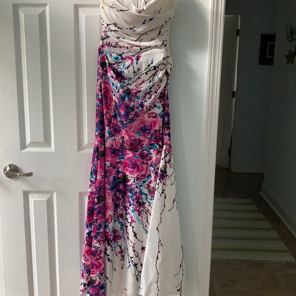 Narianna XS formal floor-length floral - Picture 1 of 4